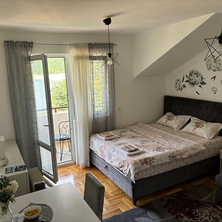 Zora Apartment Pluzine Luaran gambar
