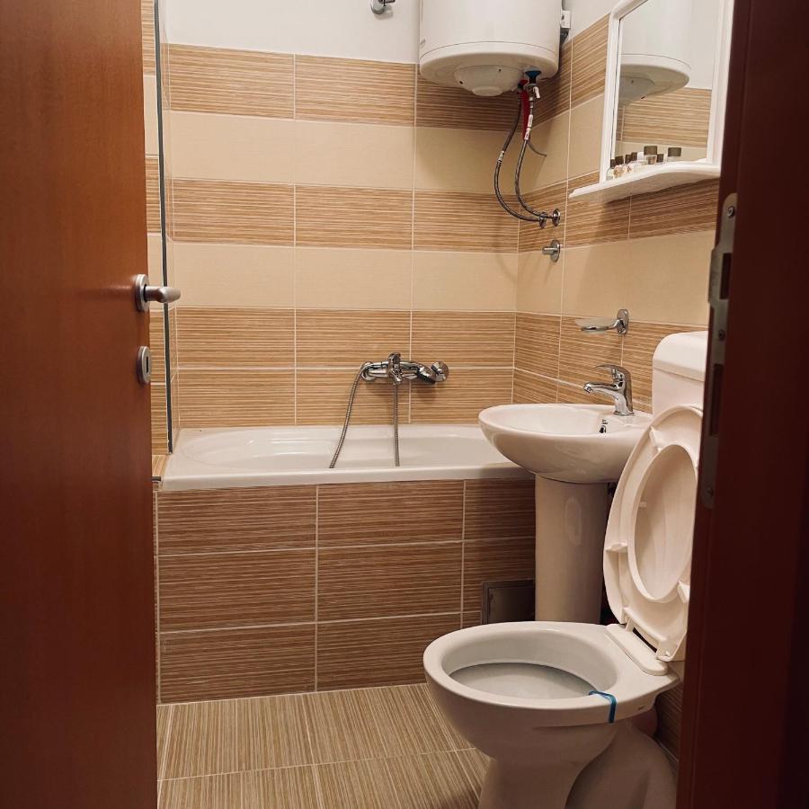 Zora Apartment Pluzine Luaran gambar