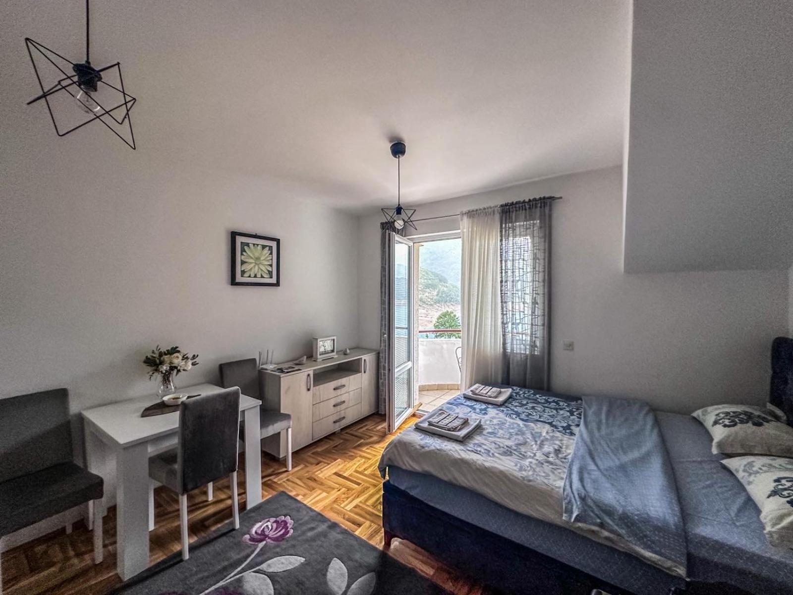 Zora Apartment Pluzine Luaran gambar