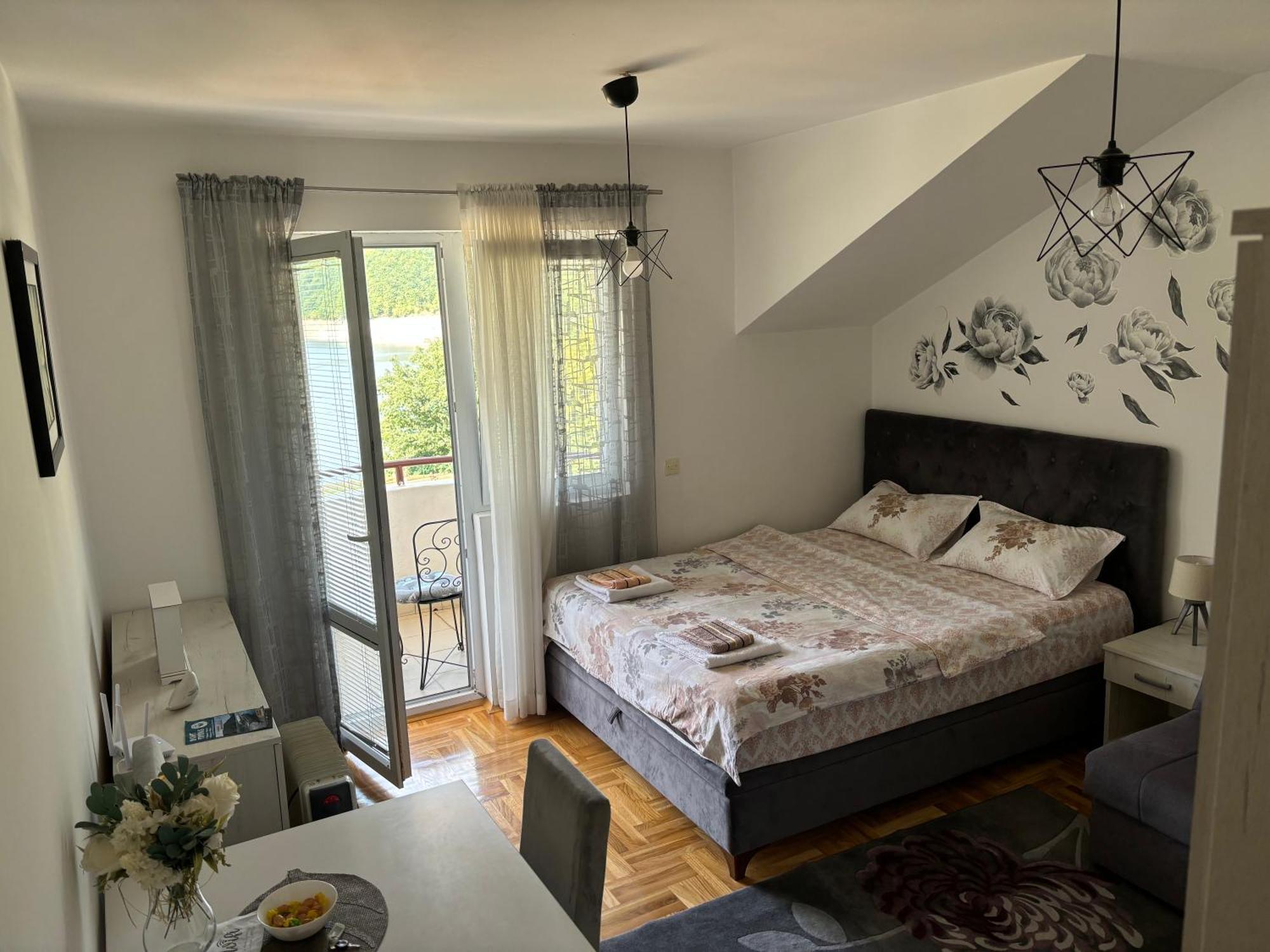 Zora Apartment Pluzine Luaran gambar